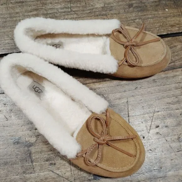 UGG Sz 7 Moccasin Chestnut Slipper Loafer Shoes Faux Fur 1020041 - Picture 4 of 10